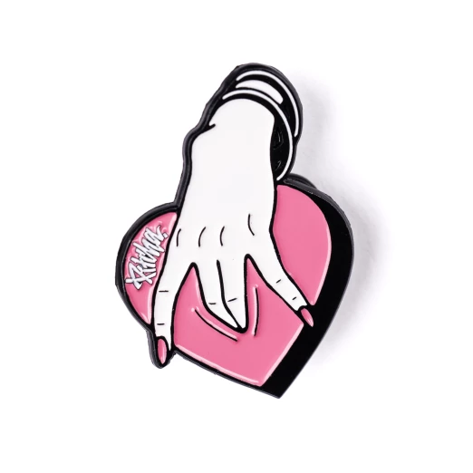metal badge Pitcha HEART pink